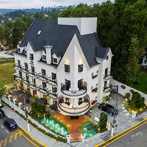 D'biagy Premium Hotel